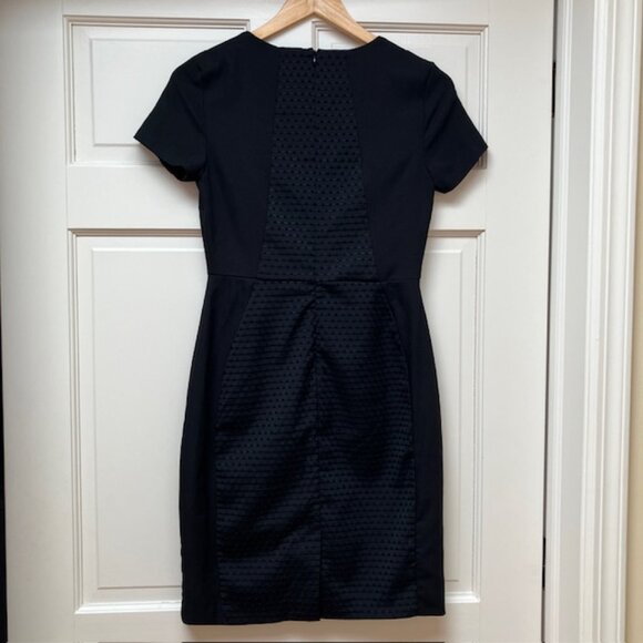 Banana Republic Factory Black Clip Dot Sheath Dress size 2P - Picture 4 of 9